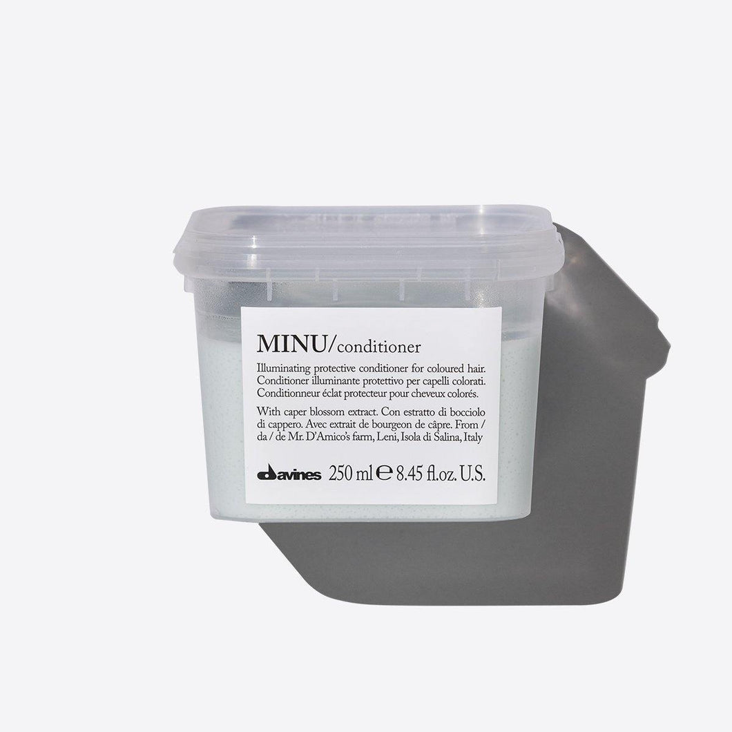 DAVINES ESSENTIAL HAIRCARE Minu Conditioner - The Glow Shop